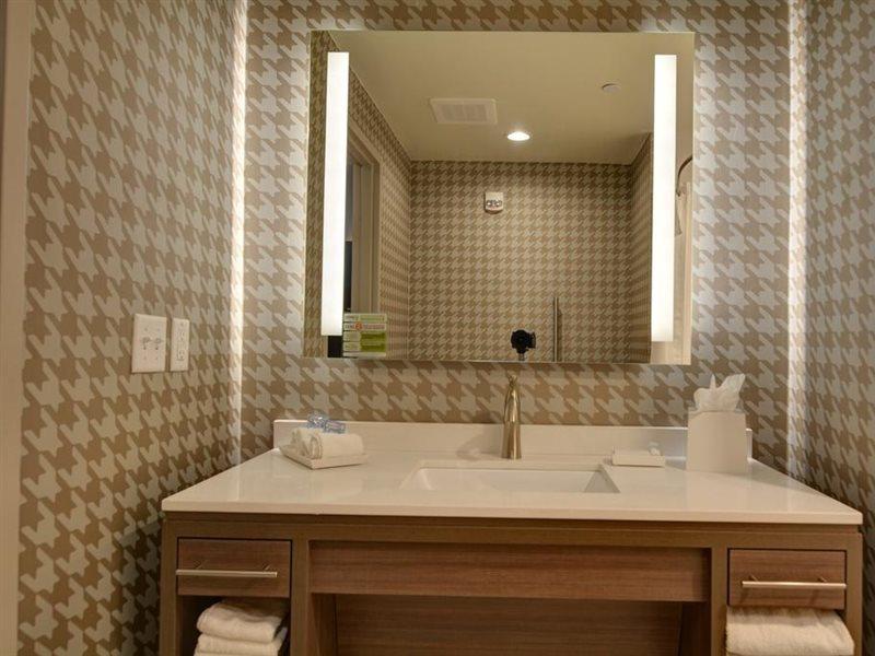 โฮม2 สวีท บาย ฮิลตัน ชาร์ลอต ไพเพอร์ เกลน Hotel ชาร์ล็อต ภายนอก รูปภาพ