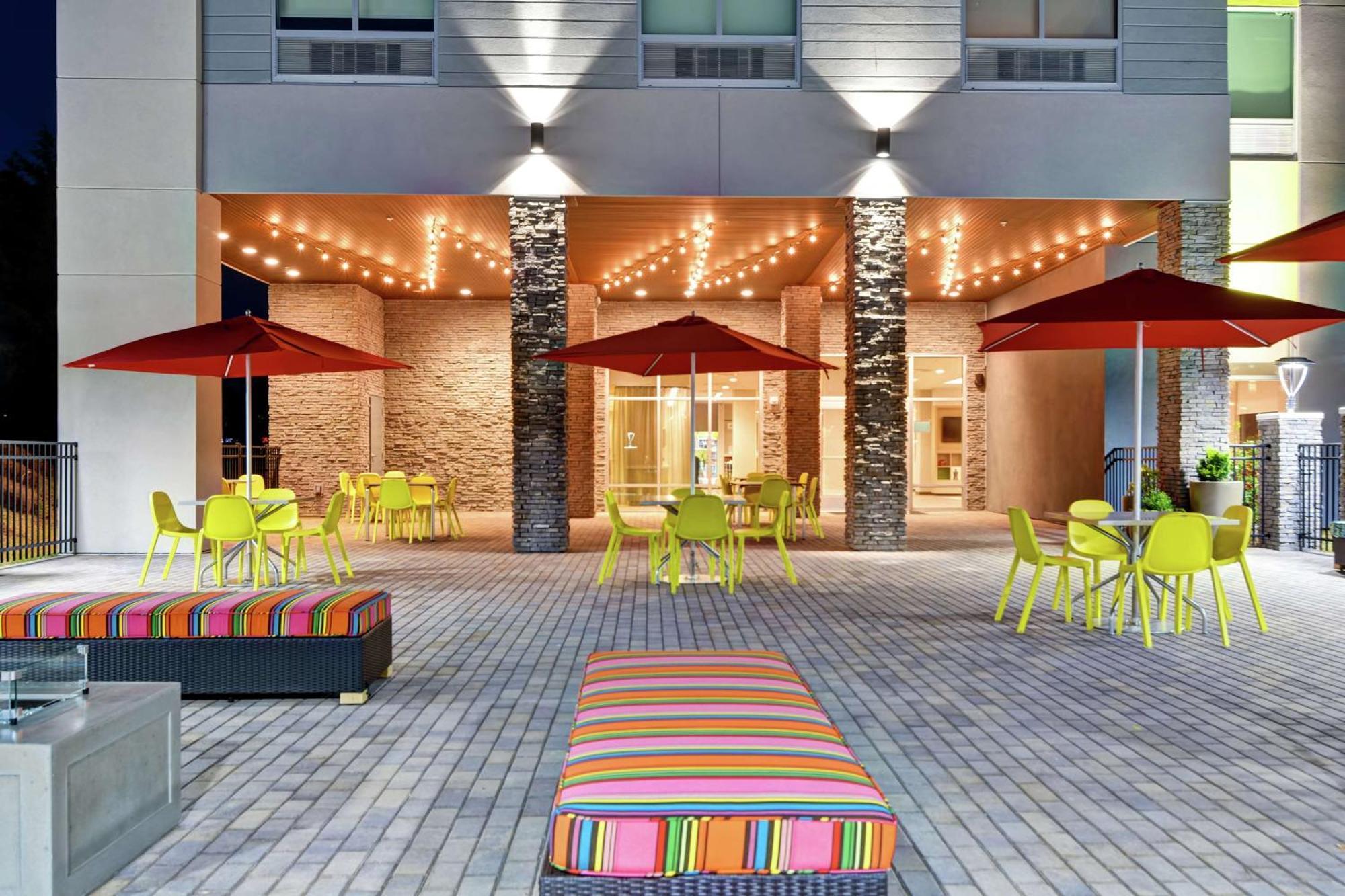 โฮม2 สวีท บาย ฮิลตัน ชาร์ลอต ไพเพอร์ เกลน Hotel ชาร์ล็อต ภายนอก รูปภาพ