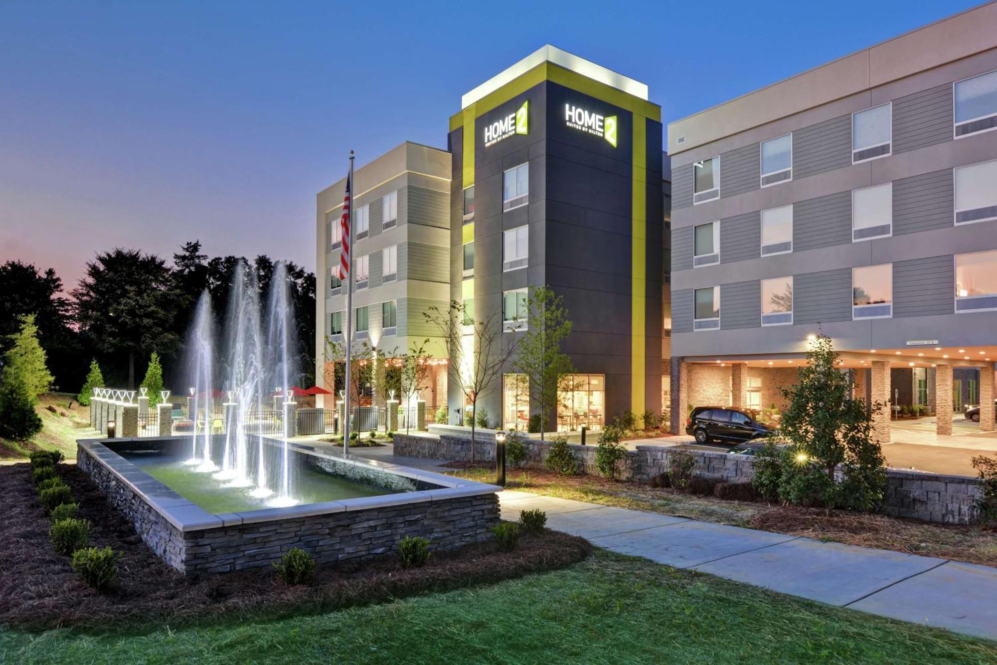 โฮม2 สวีท บาย ฮิลตัน ชาร์ลอต ไพเพอร์ เกลน Hotel ชาร์ล็อต ภายนอก รูปภาพ